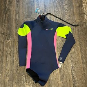 Rip curl G-Bomb 2 mm Back Zip Long Sleeve Shorty / Springsuit Wetsuit